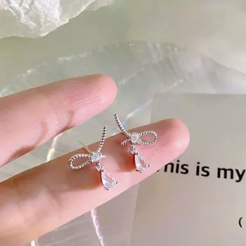 Серьги-капли с узелками, легкие, роскошные, высокого класса и изысканные, темпераментные, нишевые дизайнерские серьги, новый стиль