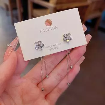 Серьги-кисточки с цветком из серебра 925 пробы с цирконием — универсальный вариант, универсальный, модный темперамент null серебряный