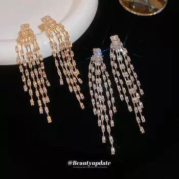 Серьги-кисточки с гальваническим цирконием позолоченного цвета — шикарные, эффектные украшения для женщин, идеально подходят для осенне-зимнего периода. Silver Needle серебряный