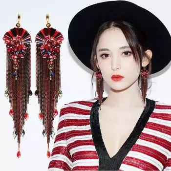 Серьги-кисточки в стиле ретро в стиле бохо, атмосферные, ручной работы, преувеличенные серьги, темперамент, праздничный стиль, ювелирные изделия, длинные, женские красный
