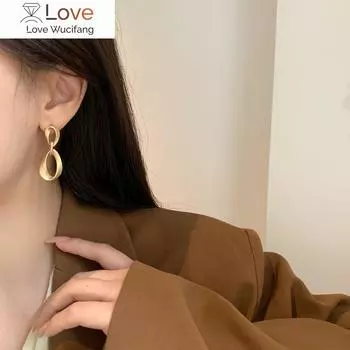 Серьги-клипсы нестандартной формы из матового золота, простой дизайн, в форме капли воды, без пирсинга для женщин