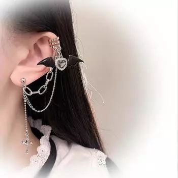 Серьги-клипсы Spice Girls Wind в стиле панк, интегрированная подвеска Love со стразами Love Cross Chain Cool Earrings