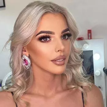 «Серьги-когти 2023 года в форме листьев ивы со стразами: Европейский и американский стиль, дизайн из цельного сплава бриллиантов для женщин. null розовый