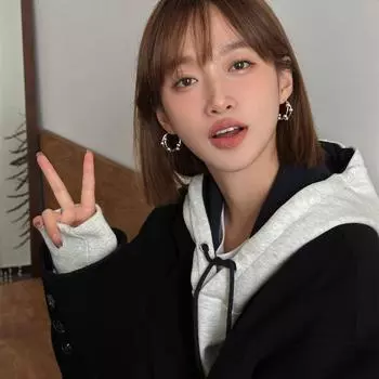 Серьги-кольца с круглыми иглами из серебра 925 пробы для женщин, высококачественные двухслойные серьги с холодным покрытием, персонализированные нишевые новые украшения для ушей 925 silver needle