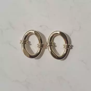 Серьги-кольца с узлом овальной формы - цвет золота золотой