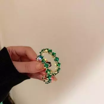 Серьги-кольца с зеленым цирконием, роскошные женские серьги в форме буквы C, блестящие большие серьги с геометрическим рисунком, ювелирные изделия, подарок на вечеринку Rhombus Green