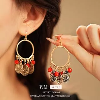 Серьги-крючки с кисточками в стиле ретро в виде овальных цветов с чувством роскоши и преувеличенным темпераментом золотой