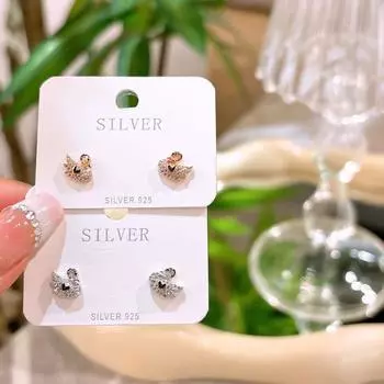 Серьги-лебеди с бриллиантами, женственные компактные серьги, легкий роскошный нишевый дизайн, корейский стиль, новый стиль