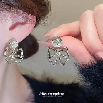 «Серьги LOVE с серебряными иглами и бриллиантами в стиле ретро – серьги класса люкс класса люкс» Silver Needle-Bowknot