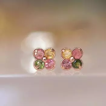 Серьги, персонализированные милые и стильные цветные серьги в виде четырехлистного клевера, модные серьги-цветы в нишевом дизайне