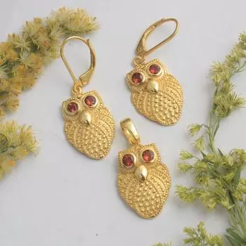 Серьги-подвески из серебра 925 пробы с желтым золотом и гранатом, январский камень, подвеска в виде совы жёлтый/золотой