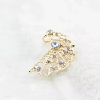 Серьги популярны в Европе Америке Инкрустированные бриллиантами Персонализированная паутина Преувеличенная панк-мода Серьги-пусеты Ювелирные изделия золотой