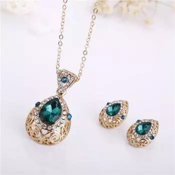 Серьги Предметы комплекта ювелирных изделий Ювелирные изделия зелёный