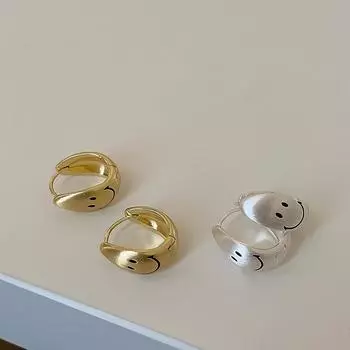 Серьги-пряжки для ушей в виде смайлика из матового металла в форме буквы C, женские, дизайнерские, с чувством уникальности, модные, темпераментные, элегантные, универсальные