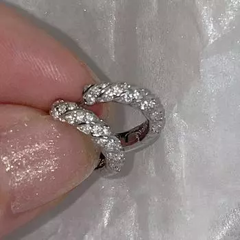 Серьги-пряжки Twist Ear Buckle женские, легкие, роскошные, нишевый дизайн, трендовые, круглые, летние серьги из циркония