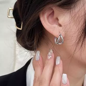 Серьги-пусеты Yinruitai из стерлингового серебра с геометрическим крестом - корейский стиль легкой роскоши для лета для женщин