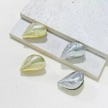 Серьги-ракушки с резьбой Пляж Океан Отдых Ветер Открытая пряжка для ушей Премиум Легкие Роскошные Серьги Женские