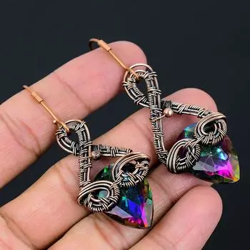 Серьги ручной работы из медной проволоки с натуральным мистическим топазом 2,64 s6S13