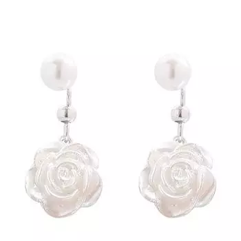 Серьги с белыми цветами. Весенние нежные серьги с французской камелией для женщин. Высококачественные и универсальные.