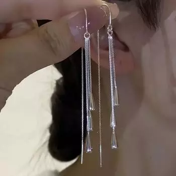 Серьги с длинными каплями и кисточками. Стильные висячие украшения для вечеринок. Легкие и идеальные для особых случаев — идеальная идея для подарка на день рождения.