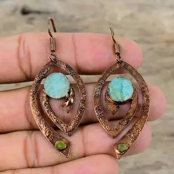 Серьги с драгоценным камнем амазонита, грубые серьги с зеленым турмалином, медные серьги, полученные электроформованием, серьги ручной работы, свадебный подарок, ювелирные изделия, изготовленные гальваническим методом