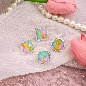 Серьги с геометрическим рисунком и цветовыми блоками: Летние цвета, складной дизайн и забавные формы!