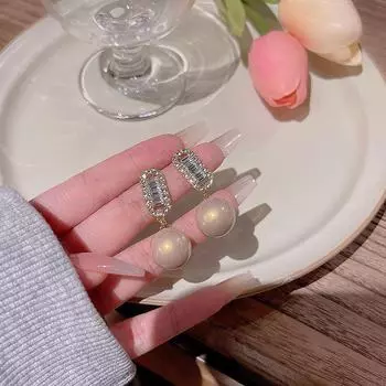 Серьги с геометрическим жемчугом из серебра 925 пробы и цирконием: Модный, ретро, универсальный для женщин null золотой