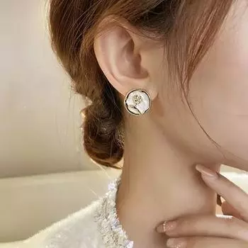 Серьги с игольчатым жемчугом и цирконием для женщин с высоким качеством и классными, лесными серьгами, аксессуарами для ушей One Size золотой