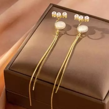 Серьги с кисточками из искусственного жемчуга, новинка 2023, легкая роскошная спираль от комаров без пирсинга, зажим для ушей, женские аксессуары для ушей