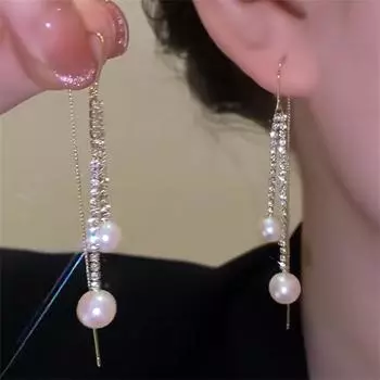 Серьги с кисточками из искусственного жемчуга с цирконом. Элегантный темперамент и простой стиль. Длинные и тонкие серьги, подчеркивающие лицо. L