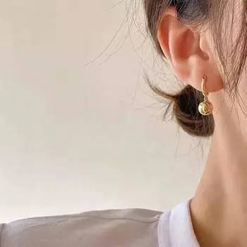 Серьги с покрытием из стерлингового серебра 925 пробы и золотом 14 карат, женские элегантные серьги в стиле «High Sense», французская ретро-клипса с золотым шариком 925