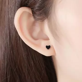 Серьги с серебряным покрытием S925 в прямом эфире, короткие волосы, маленькие серьги-сердечки, будуарные капли, клей, черные серьги-сердечки с застежкой-молнией