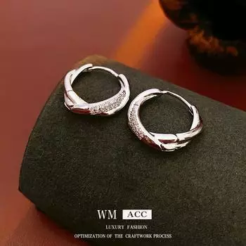 Серьги с витыми круглыми кристаллами из циркония — стильные, легкие, роскошные, холодные, модные и уникальные серьги высокого класса Earrings серебряный