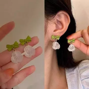 Серьги с зеленой розой, матовые высококачественные французские маленькие свежие серьги, женские серьги с бантом