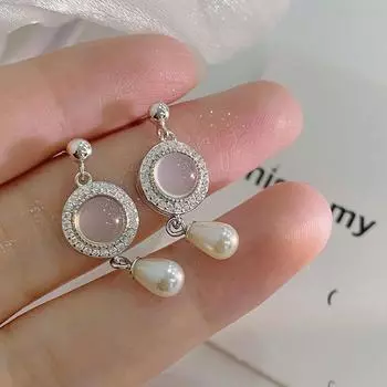 Серьги с жемчугом - это красивые серьги, похожие на сказочные женские серьги, повседневные, простые, легкие, роскошные, высокого класса, с ощущением прохлады