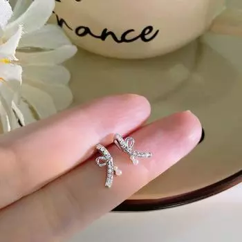 Серьги с жемчугом в виде банта, повседневные, универсальные, легкие, роскошные, высококачественные серьги, нишевый дизайн