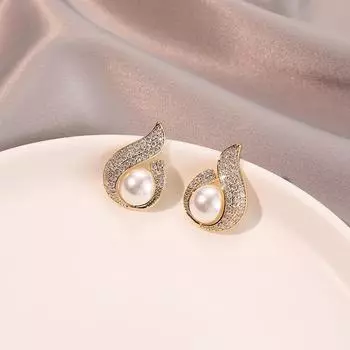 Серьги с жемчужным пламенем, инкрустированные цирконием, легкие роскошные серьги высшего качества, женские небольшие ароматные серьги-темпераменты, серебряные иглы. 18K