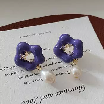 Серьги с жемчужными цветами Весенние серьги высокого класса Изысканные маленькие серьги Нишевый дизайн Простой темперамент Нежные серьги с капельной глазурью