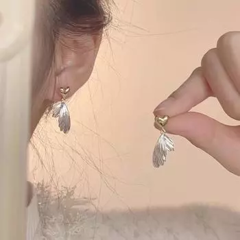 Серьги-сердечки «рыбий хвост»: Уникальный дизайн 2025 года, популярные женские украшения с индивидуальностью contrast heart fishtail серебряный/золотой