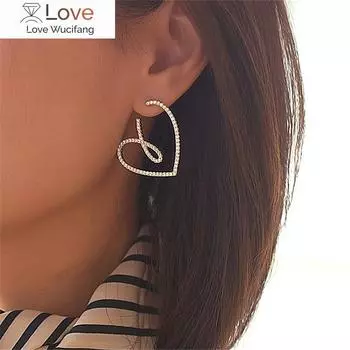 Серьги-сердечки с блестящими стразами для женщин