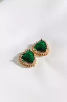 Серьги-сердечки золотого цвета с зеленым камнем