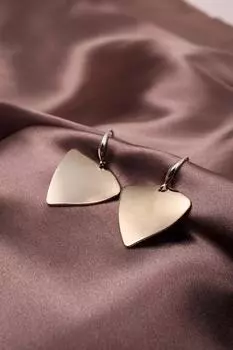 Серьги серебряного цвета с треугольными пластинами