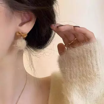 Серьги-шарики из норки с бантом 2025 г.: Плюшевый осенне-зимний стиль для элегантных женщин Bow Pom Pom Earrings коричневый