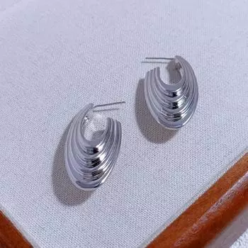 Серьги Темперамент High Sense Циндао Ювелирные изделия Роскошные ретро серьги оптом Изысканные нишевые серьги.