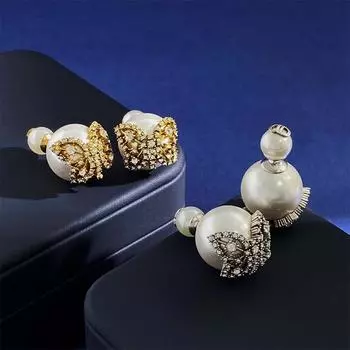 Серьги Винтажные полые бриллиантовые серьги-бабочки с жемчугом, женские модные серьги-гвоздики с буквами Cd бронзовый