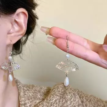 Серьги в форме веера в стиле ретро, креативные длинные серьги-кисточки, серьги-подвески с жемчугом для женщин серебряный