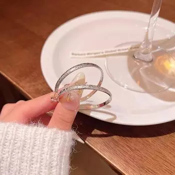 Серьги в стиле ретро для женщин в Гонконге — элегантный дизайн, стройнящий лицо, стиль знаменитостей A2029 серебряный