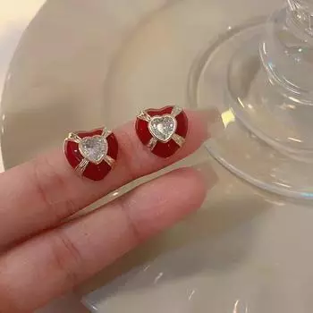 Серьги в стиле ретро с красными буквами Love для женщин, новогодняя атмосфера, темперамент, универсальные серьги на осень и зиму, изысканные и уникальные серьги