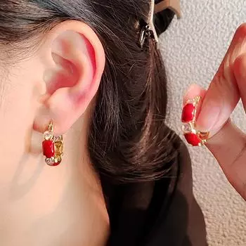 Серьги в стиле ретро с красными маслами, легкие, роскошные, модные, ретро, с высоким чувством, нишевые, осенние и зимние серьги