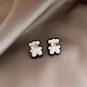 Серьги в стиле ретро с милым медведем без пирсинга, простые девчачьи серьги с бантом и красным медведем, зажим для ушей, женские аксессуары